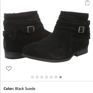 Minnetonka Dixon Booties
